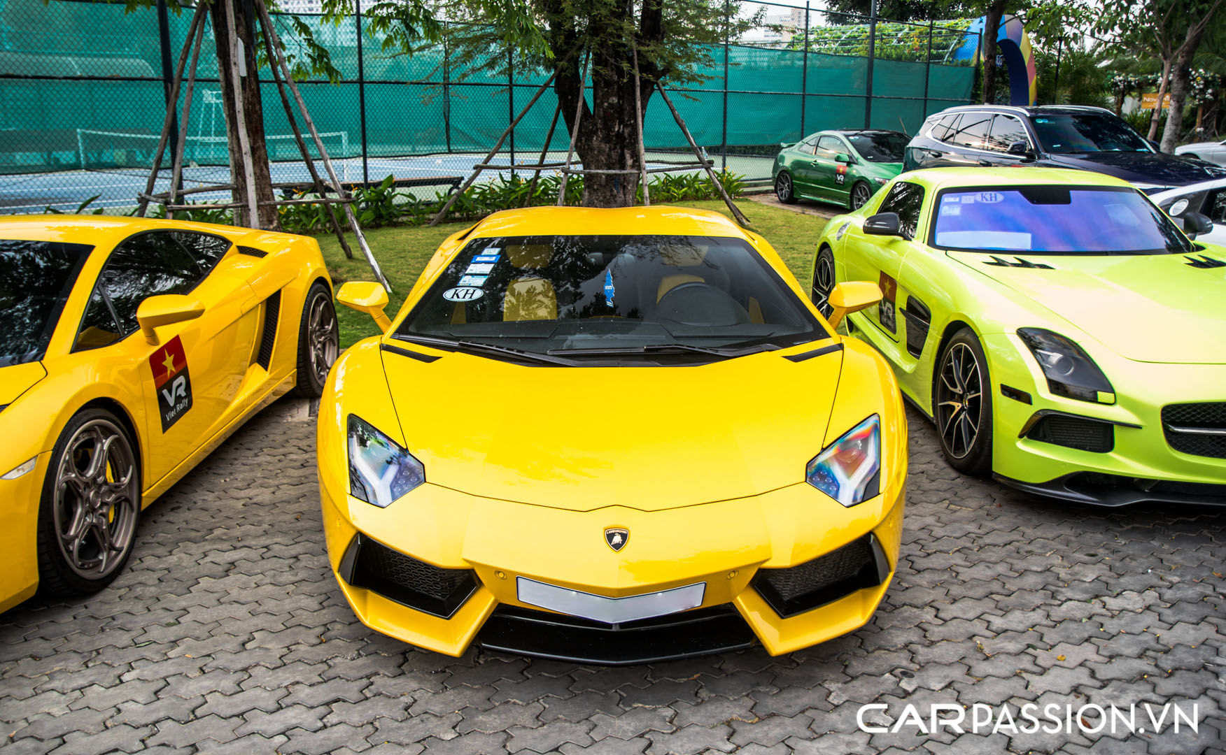 Lamborghini Aventador (11).JPG