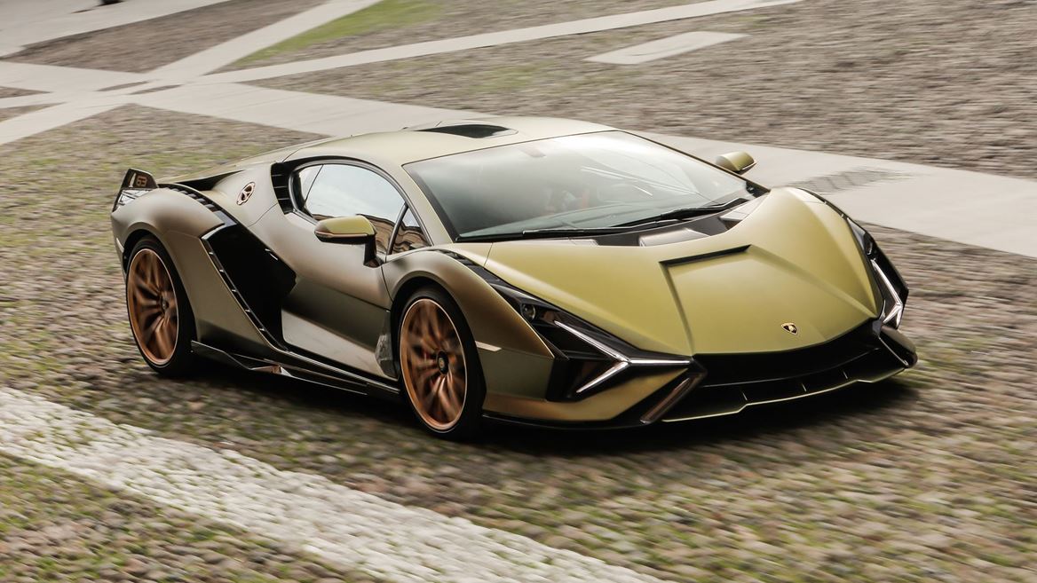 Lamborghini Awards (3).jpg