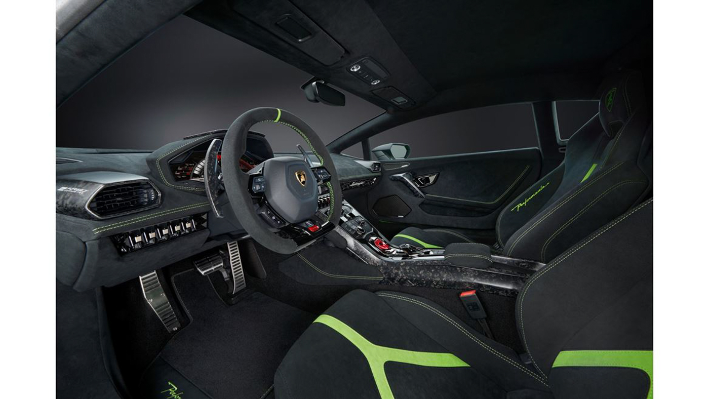 Lamborghini Carbon Composite (25).JPG