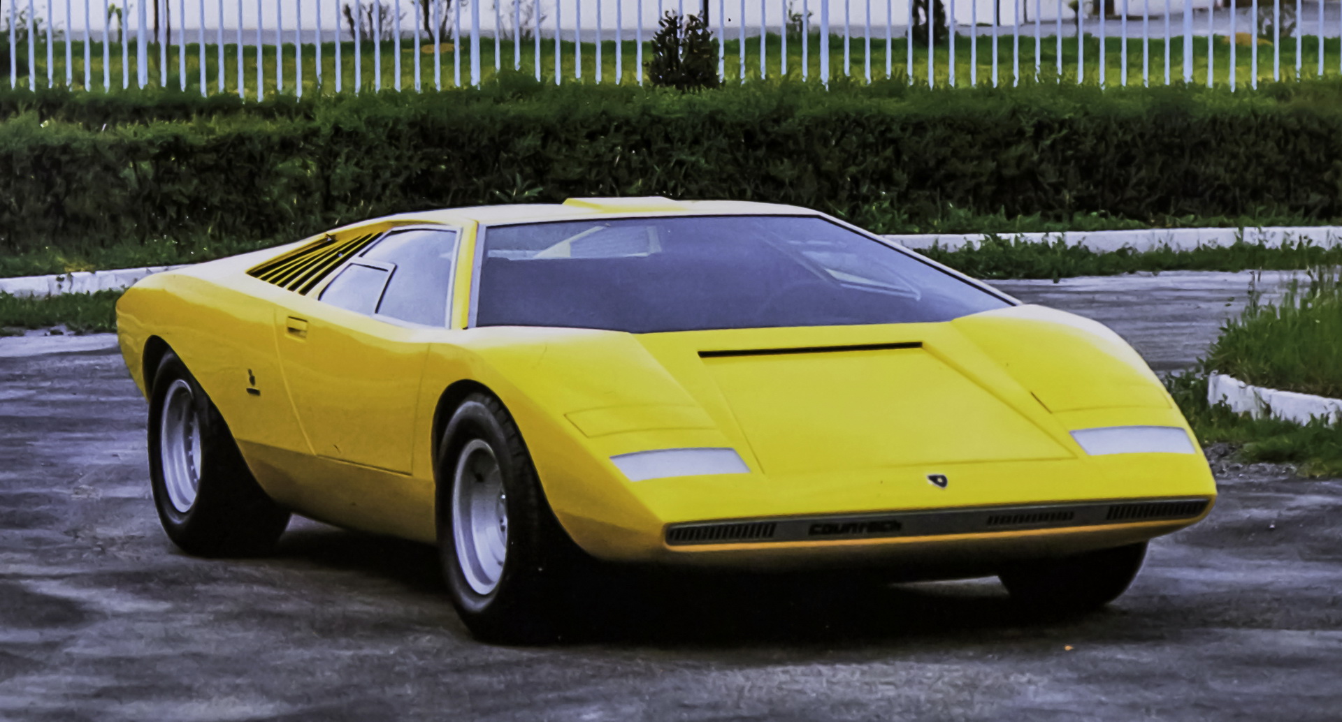 Lamborghini-Countach-LP500-Prototype-03.jpg