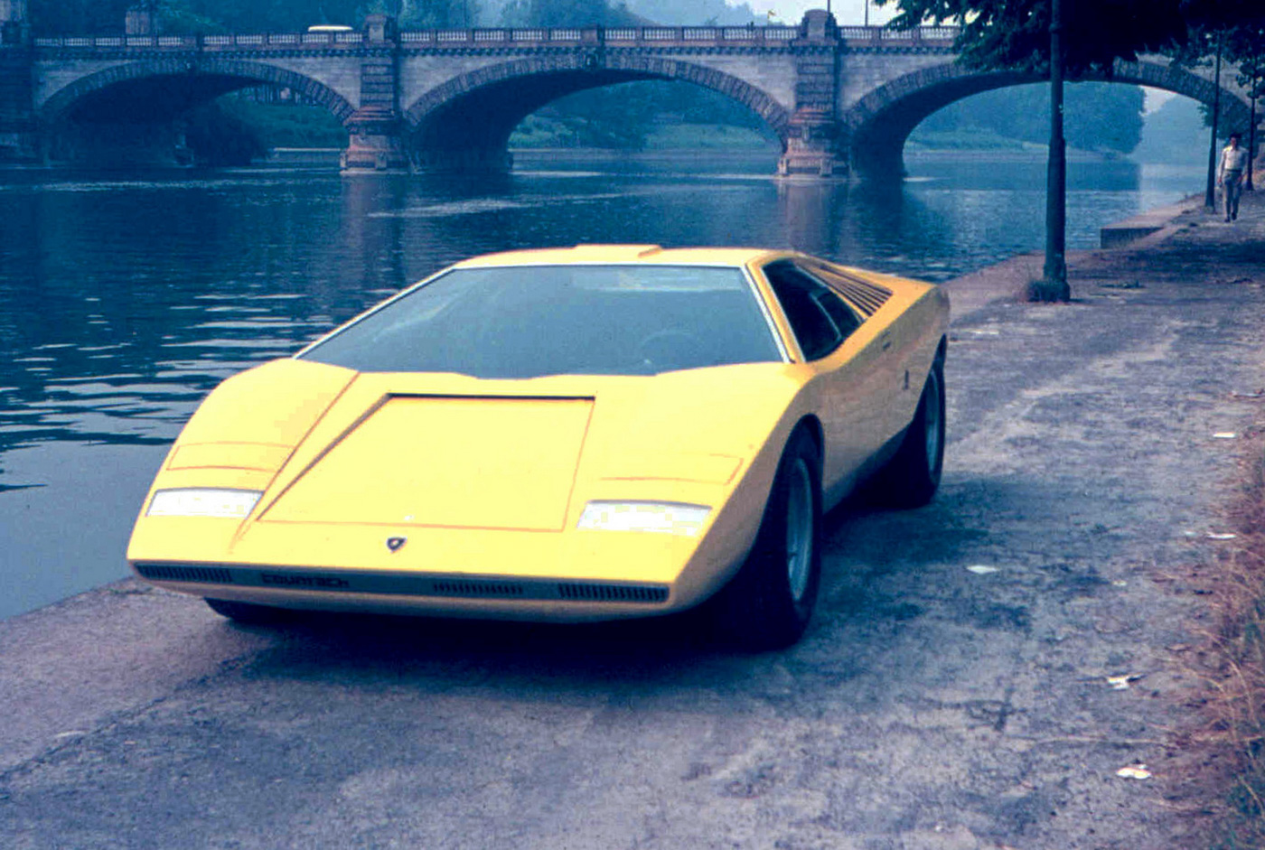 Lamborghini-Countach-LP500-Prototype-05.jpg