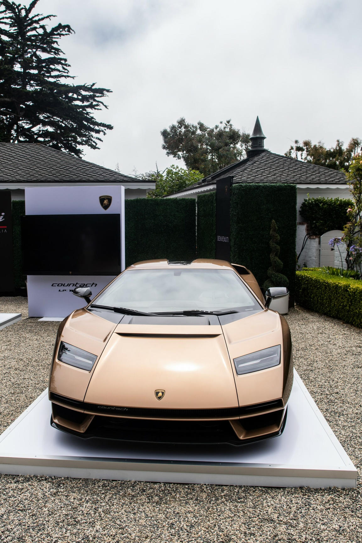 Lamborghini-Countach-LPI-800-4-1-scaled.jpg