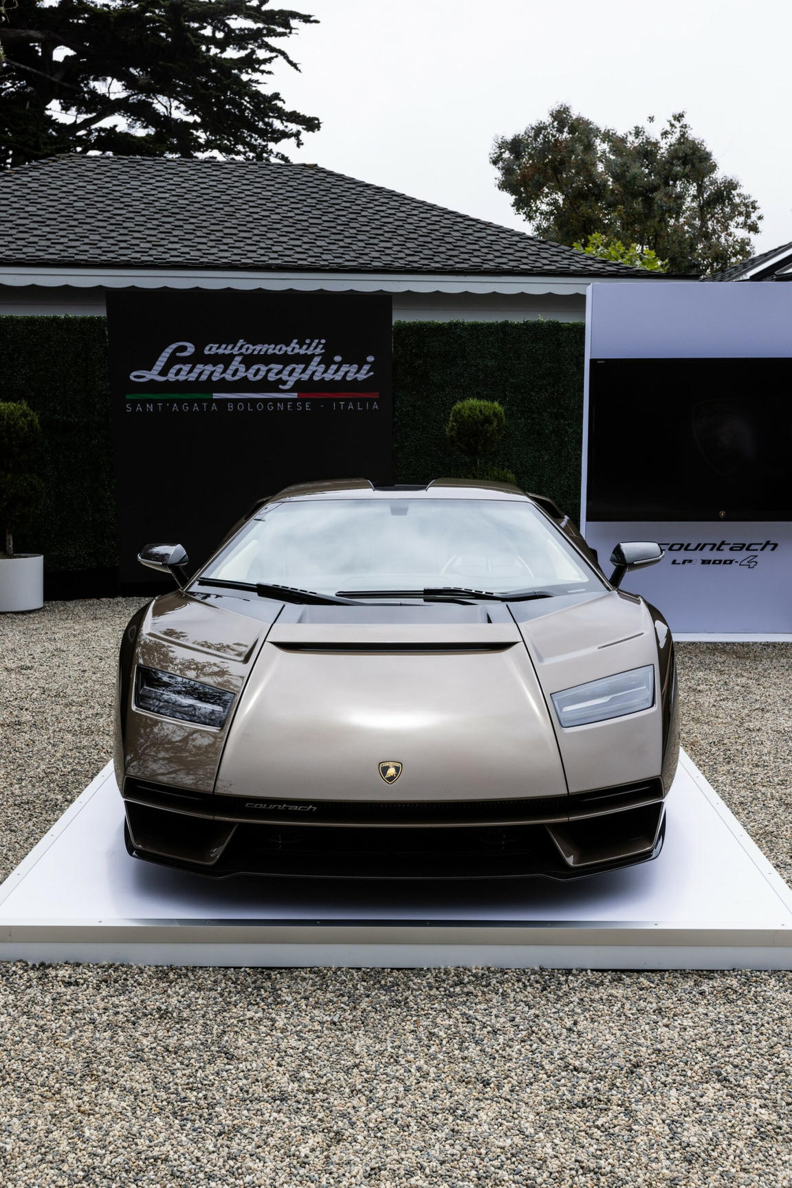 Lamborghini-Countach-LPI-800-4-5-scaled.jpg
