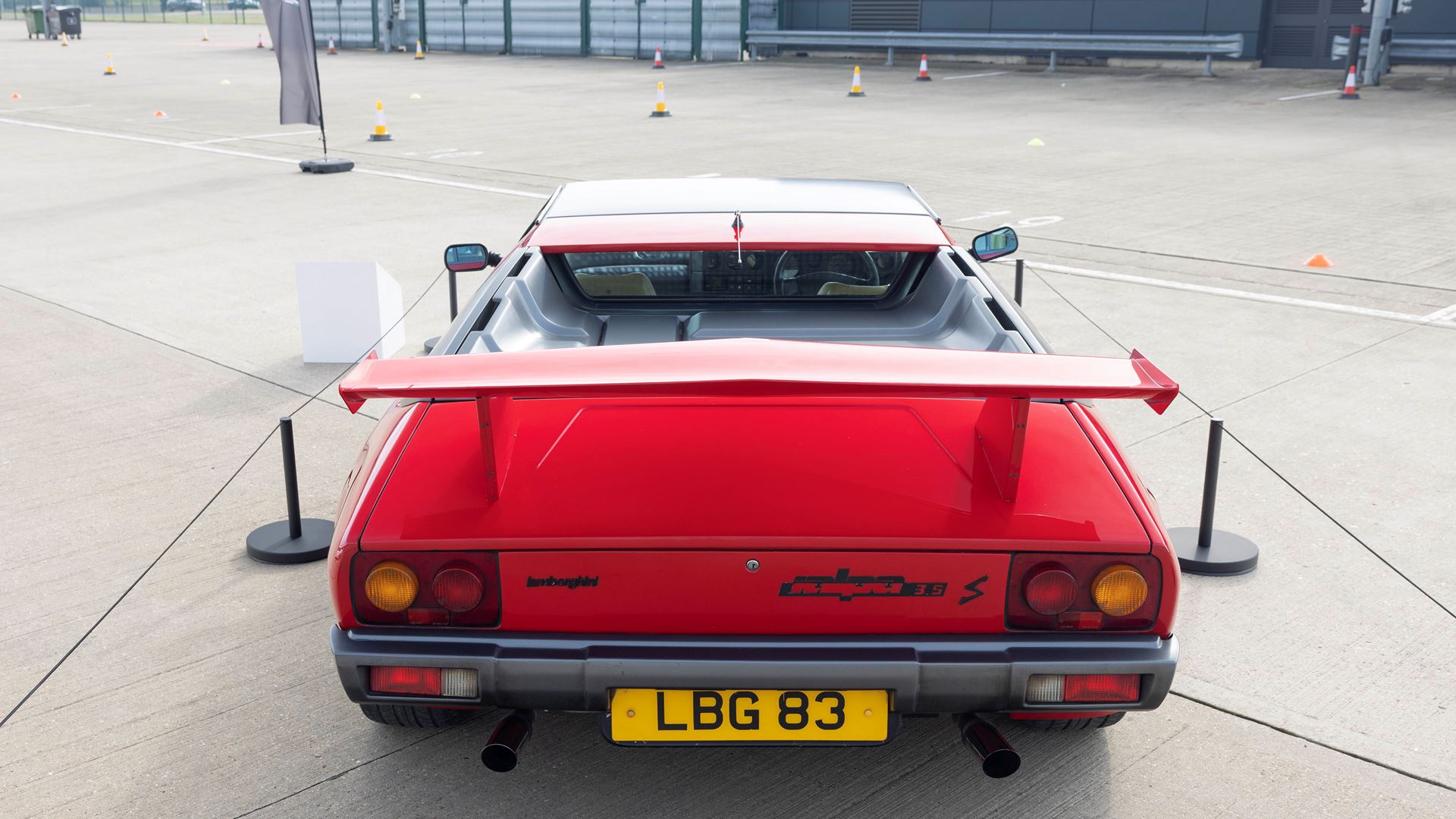 lamborghini-day-uk-at-silverstone-circuit-07.jpg