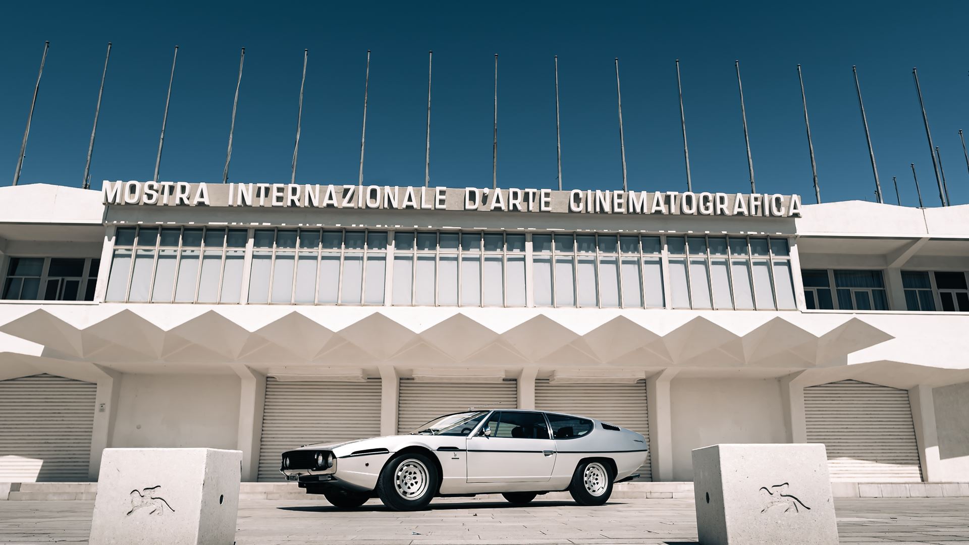 Lamborghini Espada (16).jpg