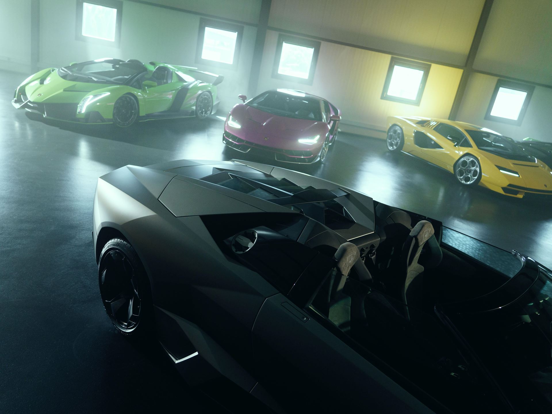 Lamborghini few-offs_15.jpg