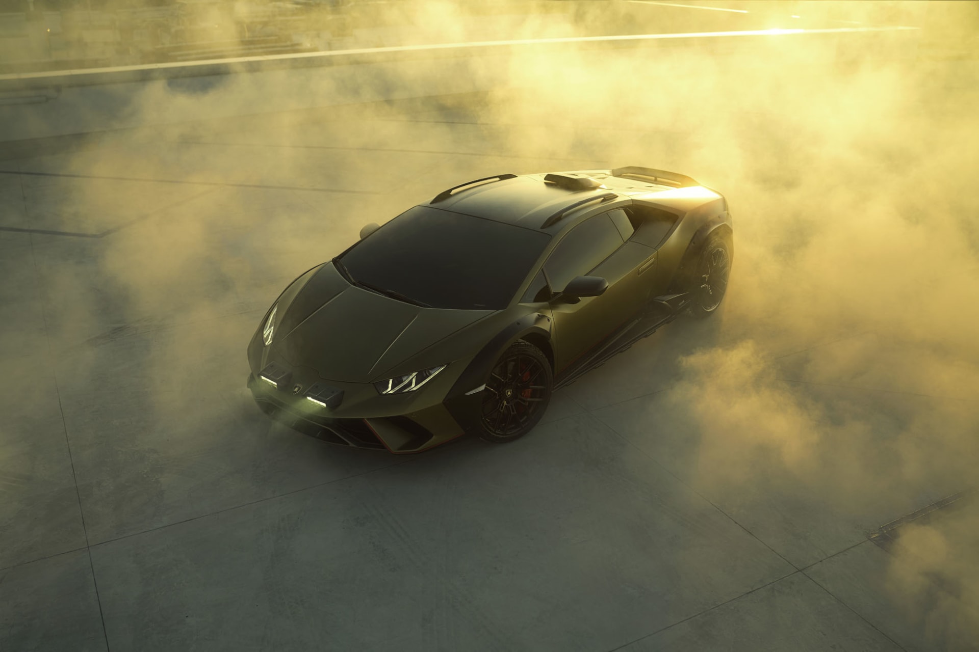 lamborghini-huracan-sterrato-473632-2.jpg