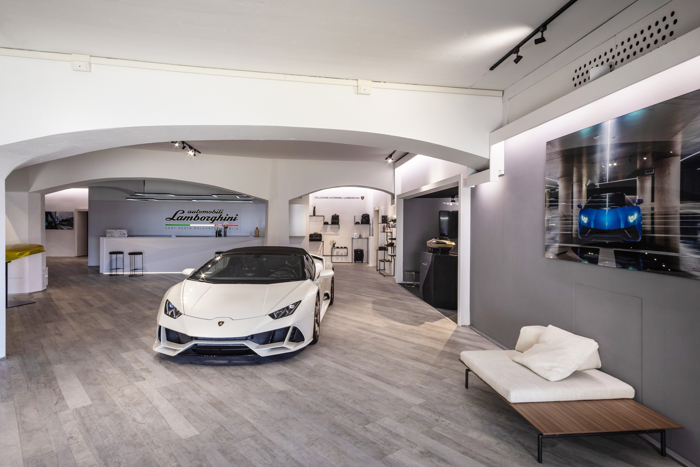 Lamborghini Lounge Porto Cervo (7).JPG
