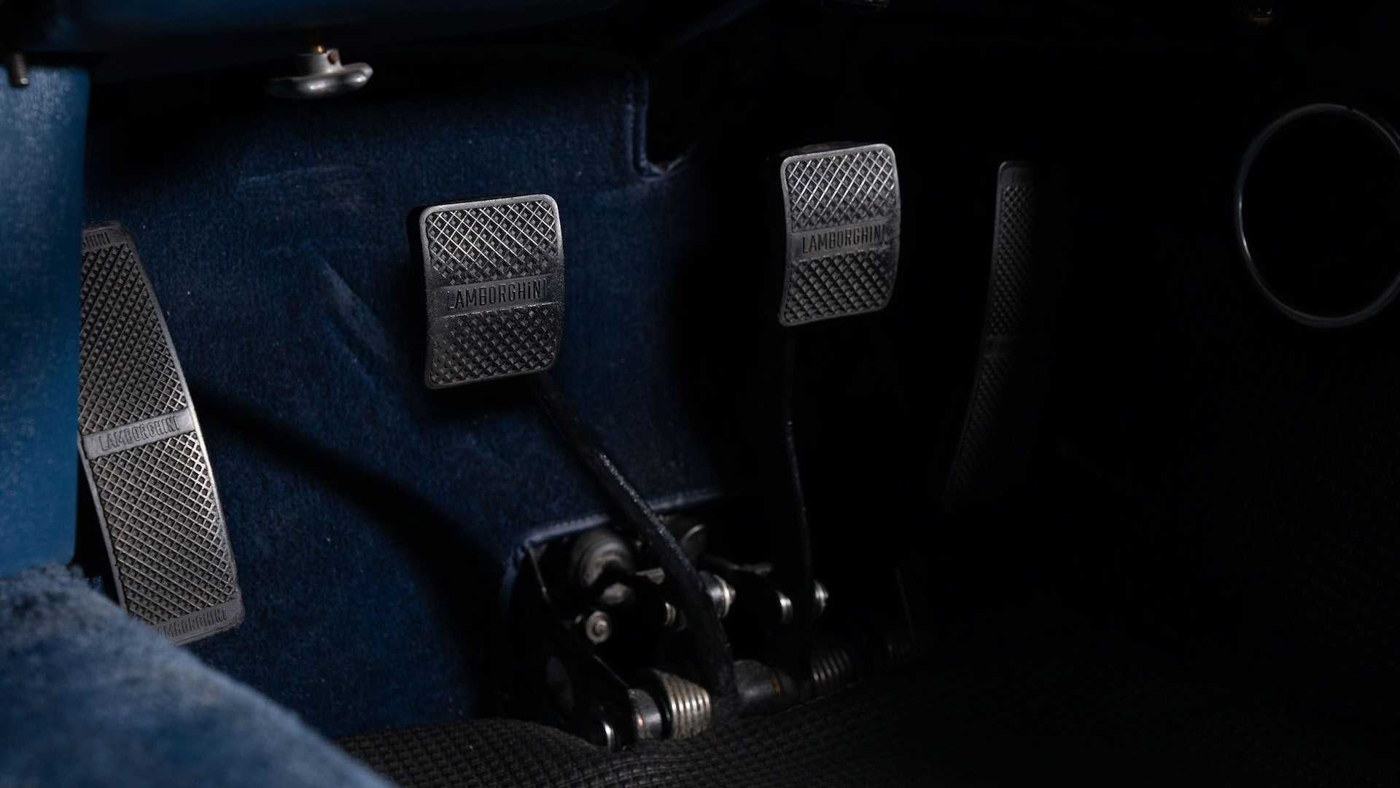 Lamborghini Miura  (3).JPG