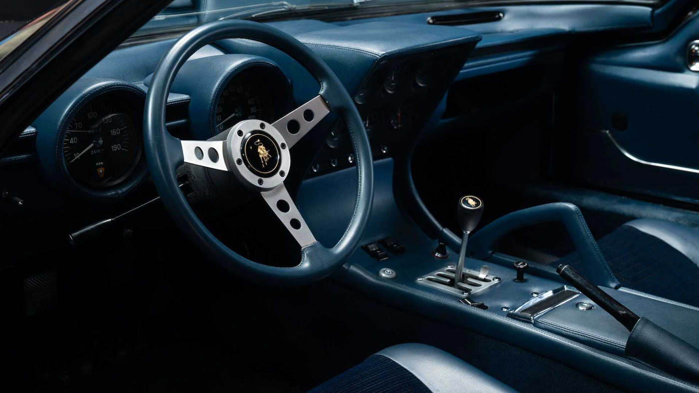 Lamborghini Miura  (4).JPG