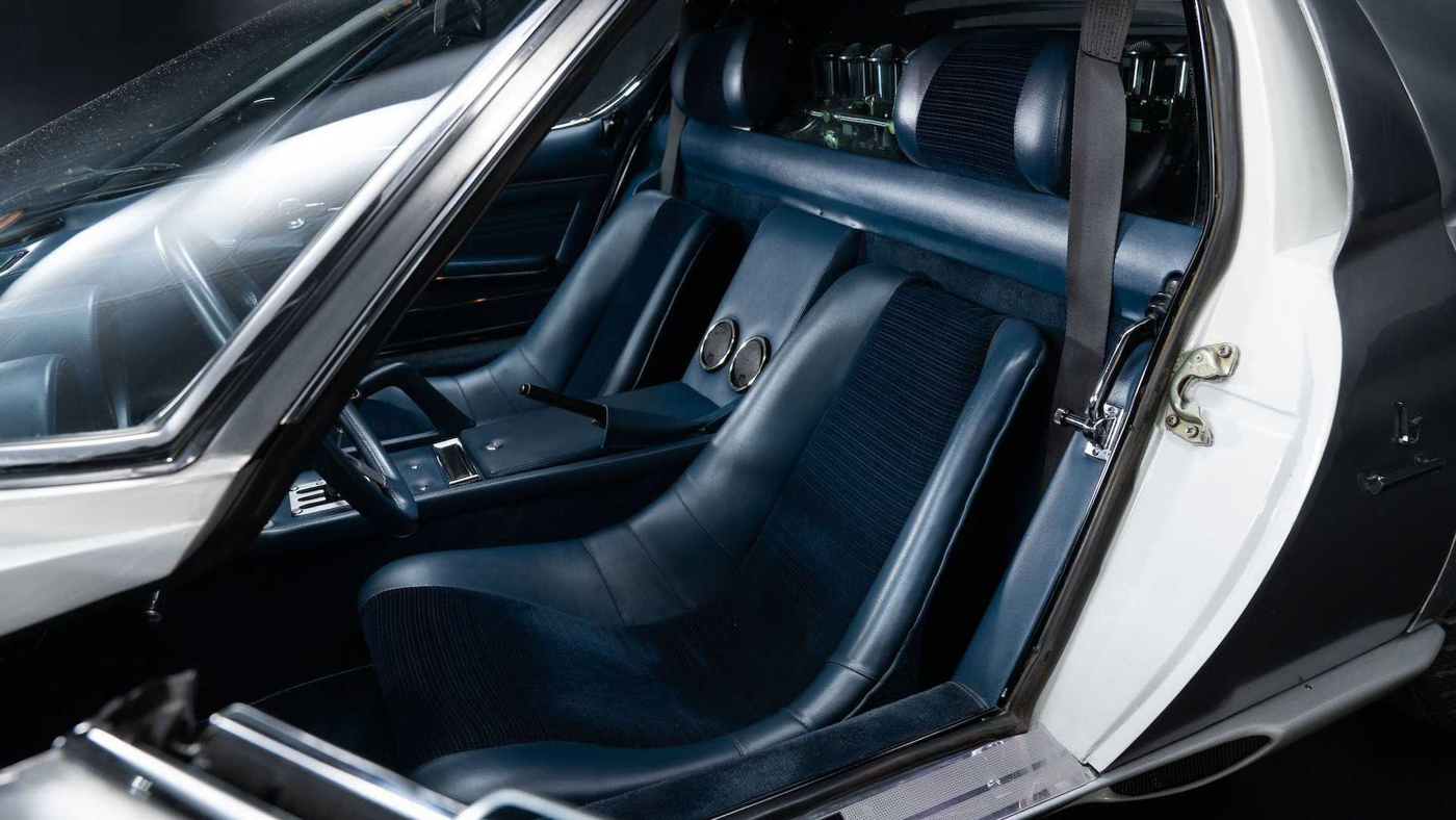 Lamborghini Miura  (5).JPG