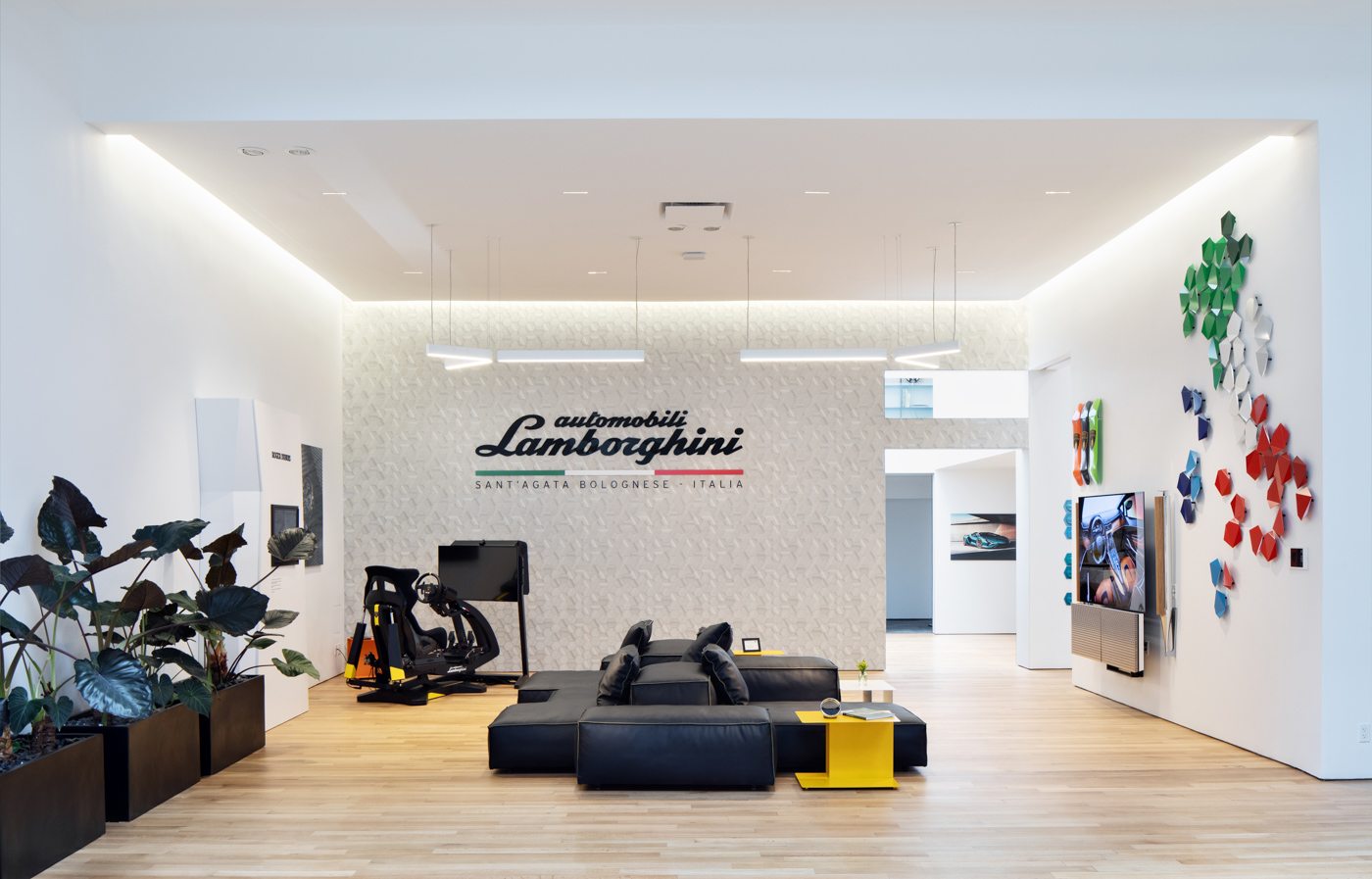 Lamborghini Showroom NYC (2).JPG
