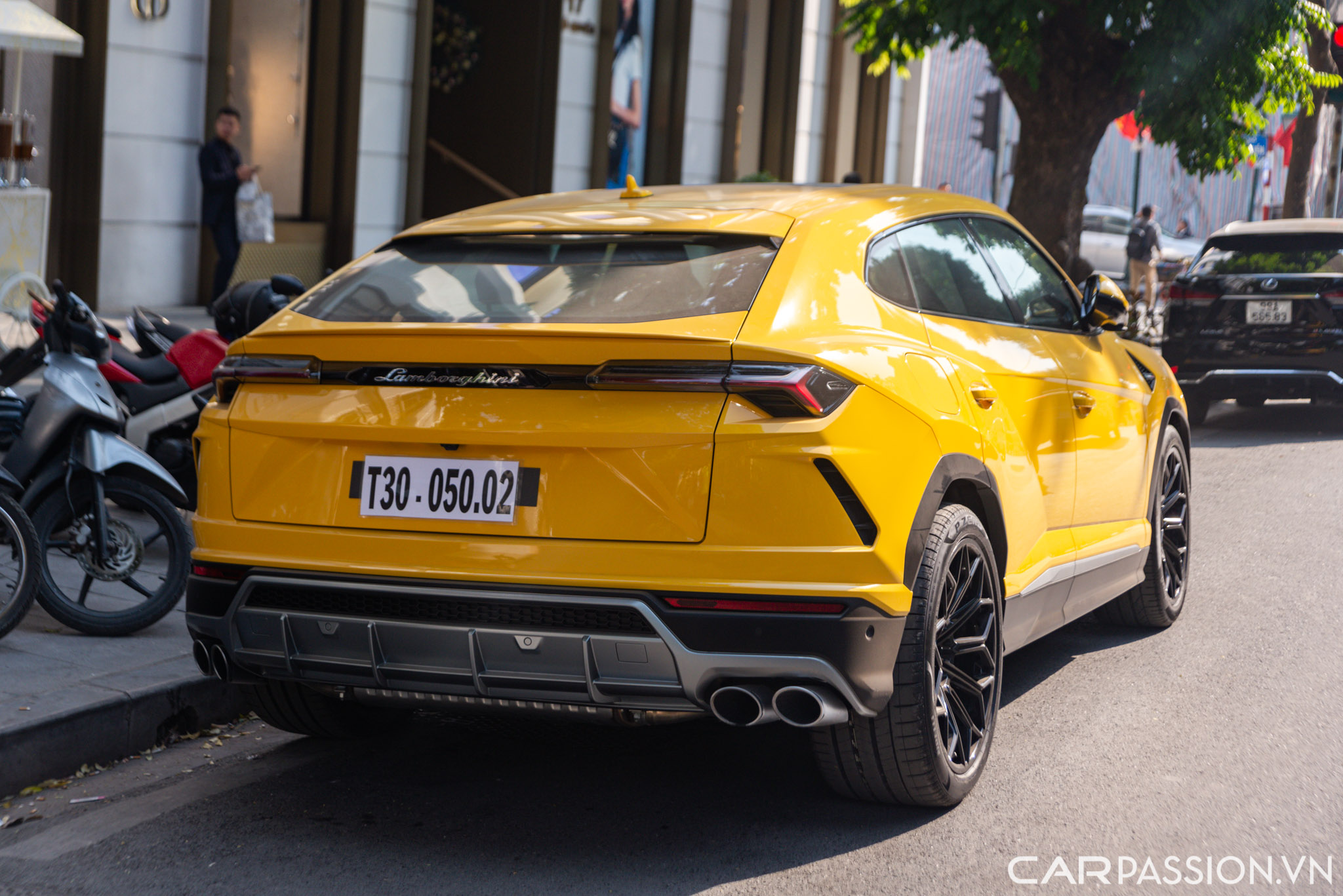 Lamborghini Urus mâm độc (20).jpg