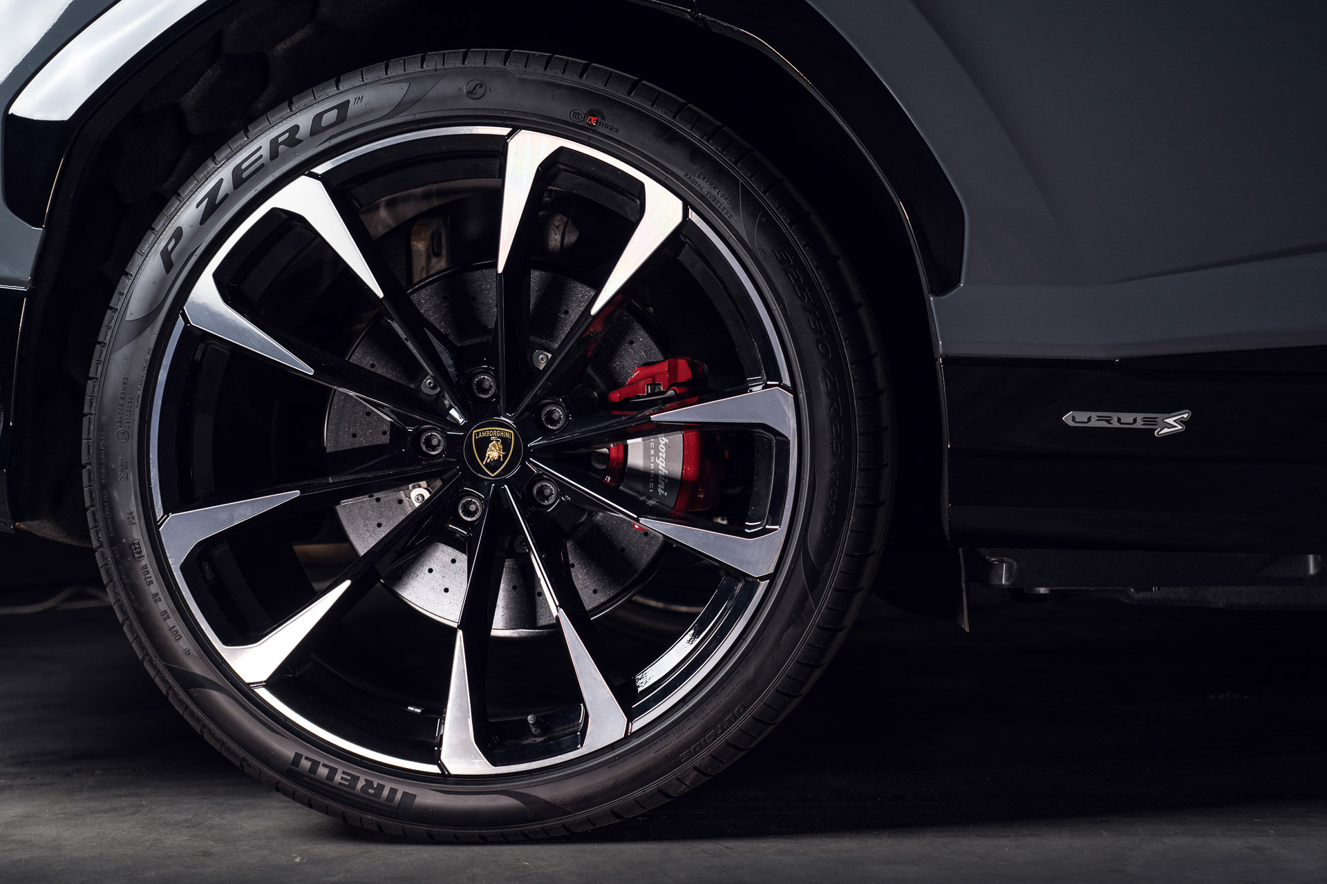Lamborghini Urus S (17).JPG
