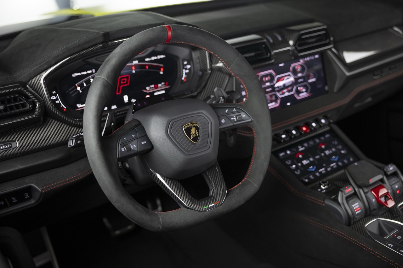 Lamborghini Urus SE Performante-anh-32.jpeg