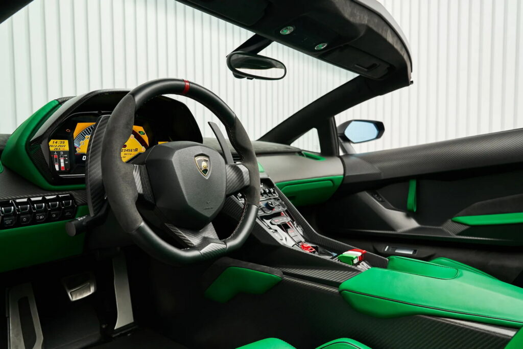 Lamborghini Veneno Roadster (17).jpg