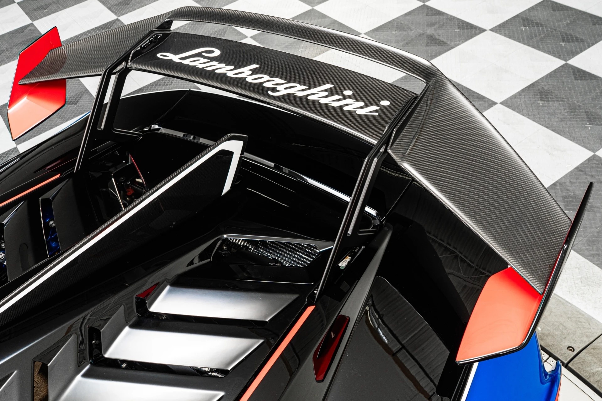 Lamborghini_Huracan_STJ_Marshall_Goldman_Motor_5_.jpg