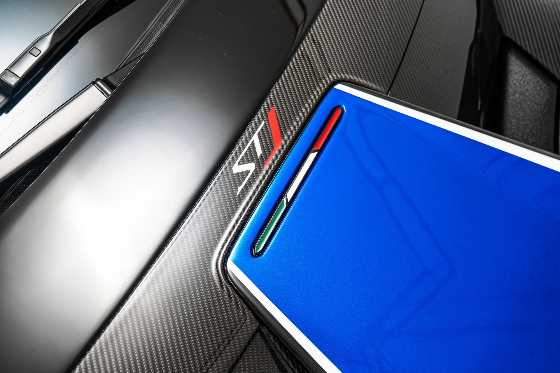 Lamborghini_Huracan_STJ_Marshall_Goldman_Motor_8_.jpg