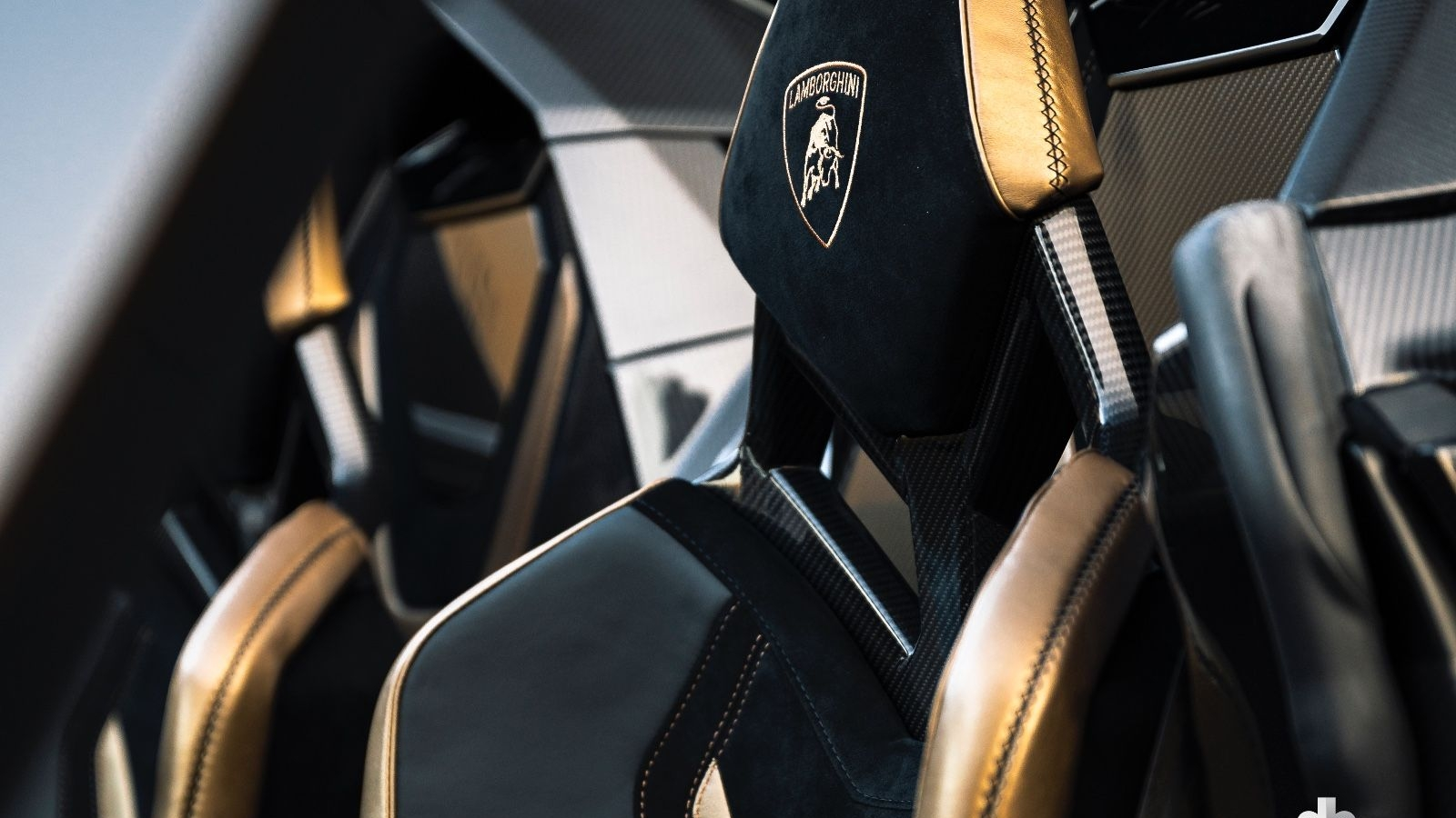 Lamborghini_Sian_Roadster_7_1.png