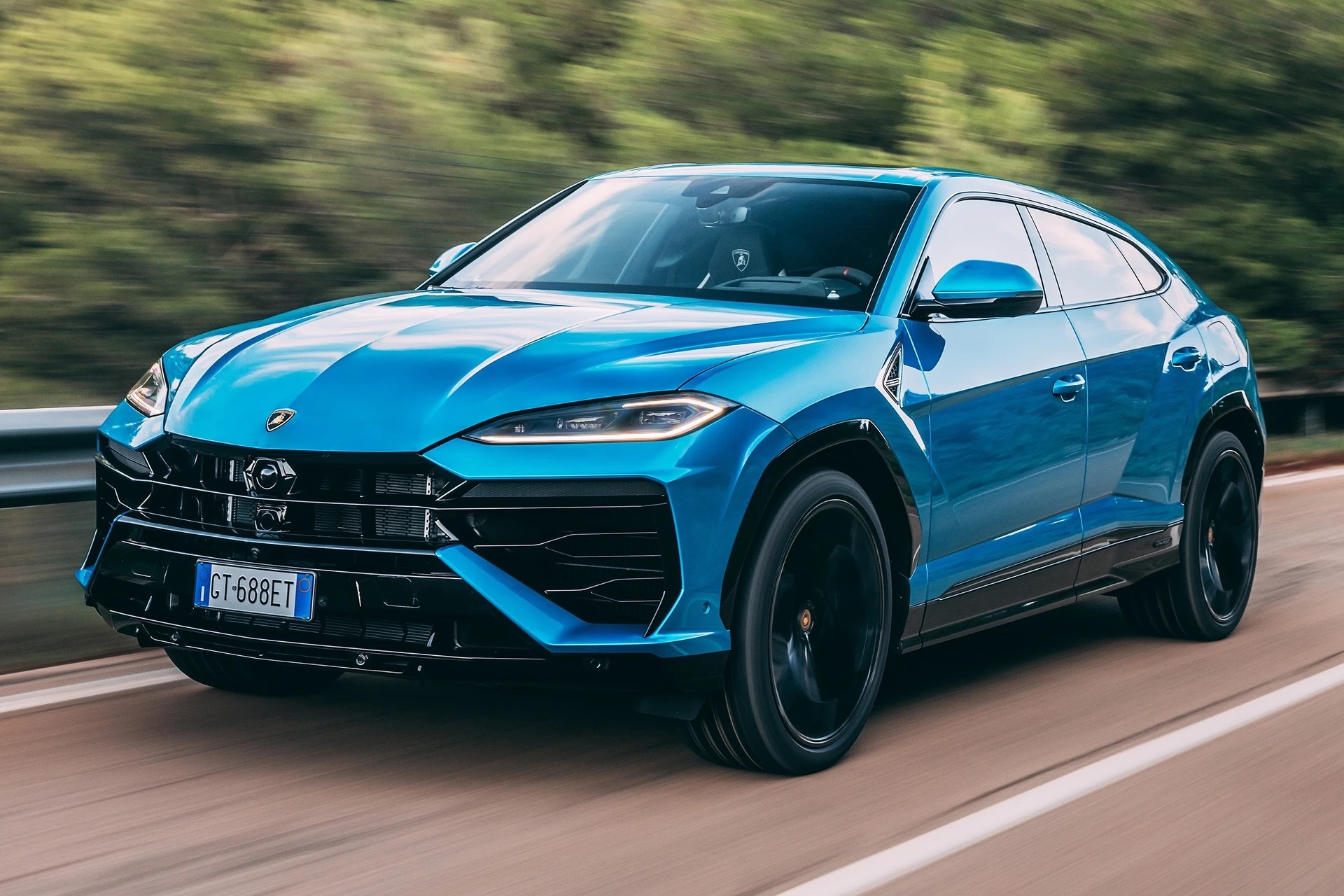 Lamborghini_Urus_SE_Top_Gear_1.jpg