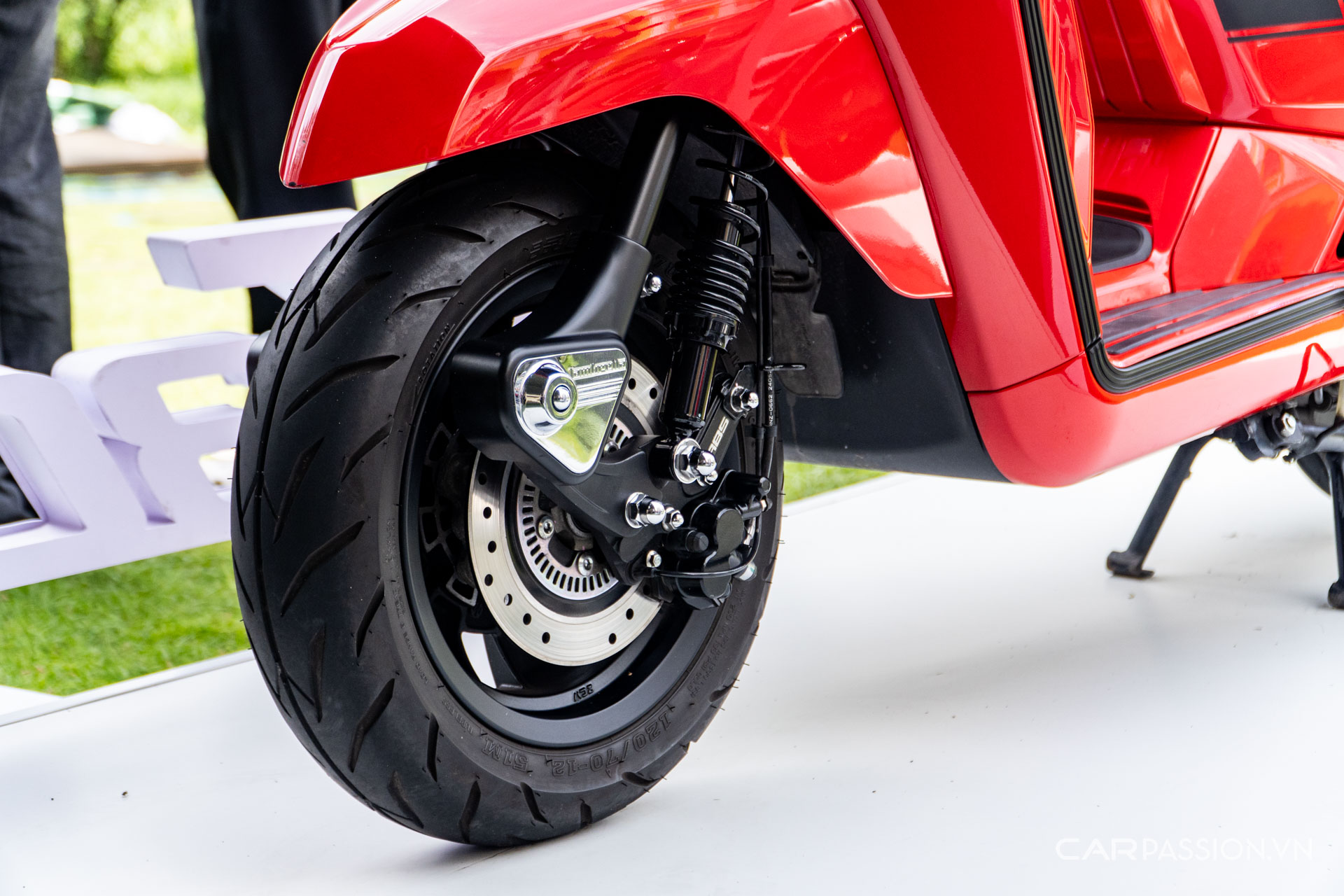 lambretta-ra-mat-anh--2.jpg