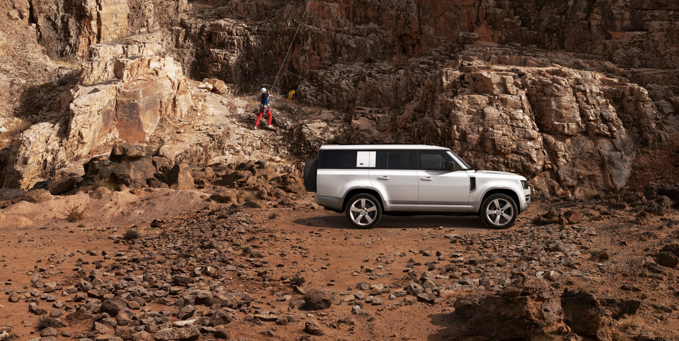 Land Rover Defender 130 (19).JPG