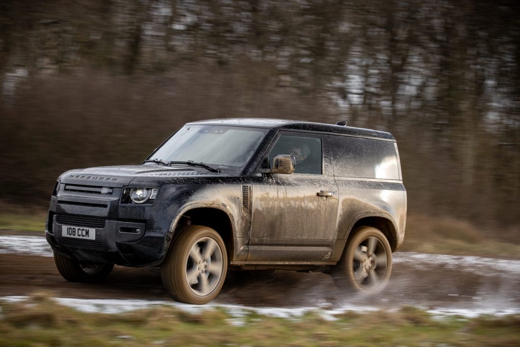 Land-Rover-Defender-V8-31-1024x683.jpg
