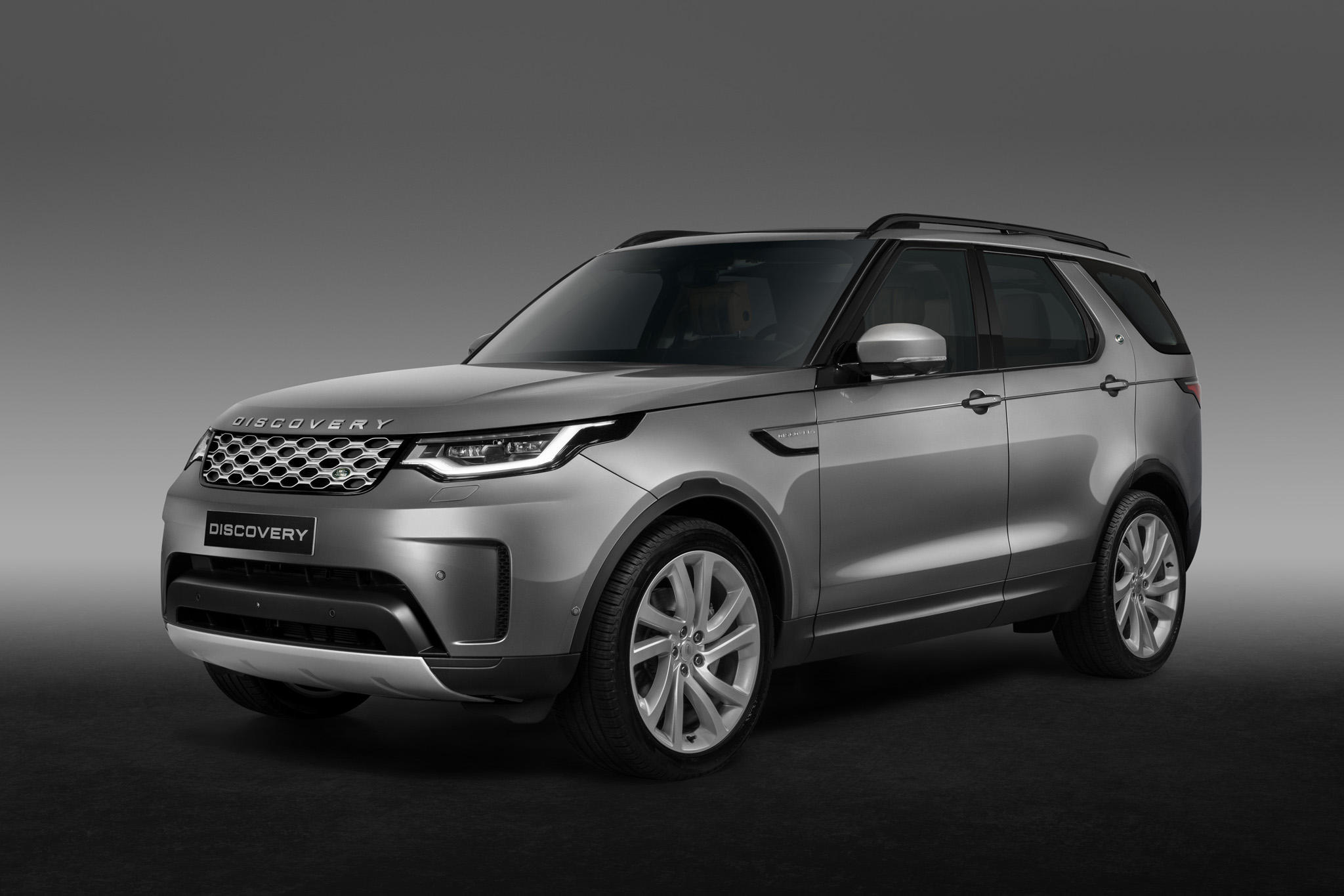 Land-Rover-Discovery-2021-ra-mat-anh-6.jpeg