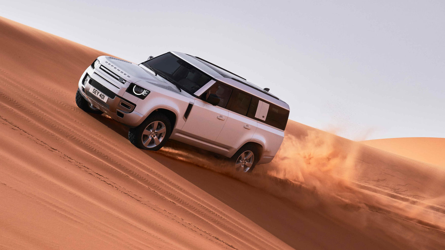 landrover_defender130_2022_04.jpg