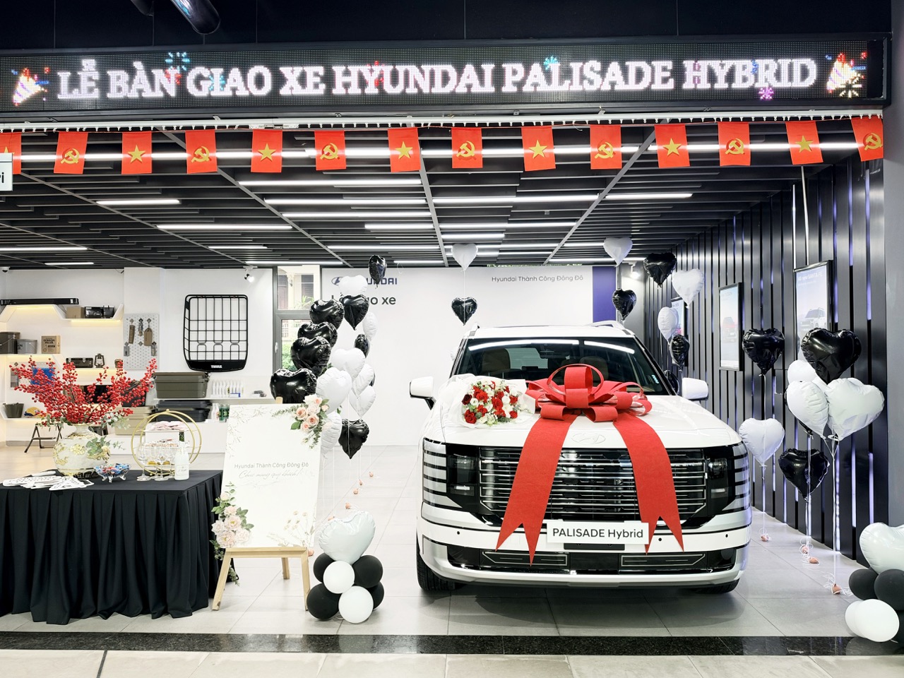 Lễ bàn giao và trưng bày Palisade Hybrid_2. Large.jpeg