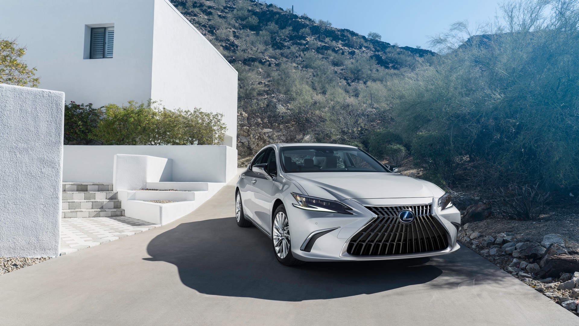 Lexus ES (38).jpg
