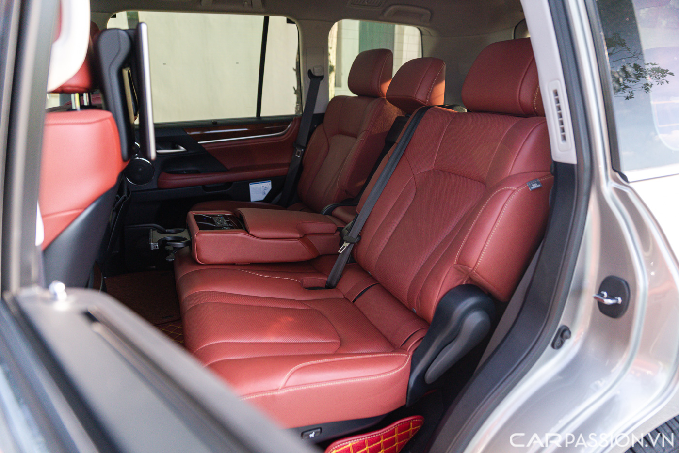 Lexus LX 570 SportPlus (23).JPG