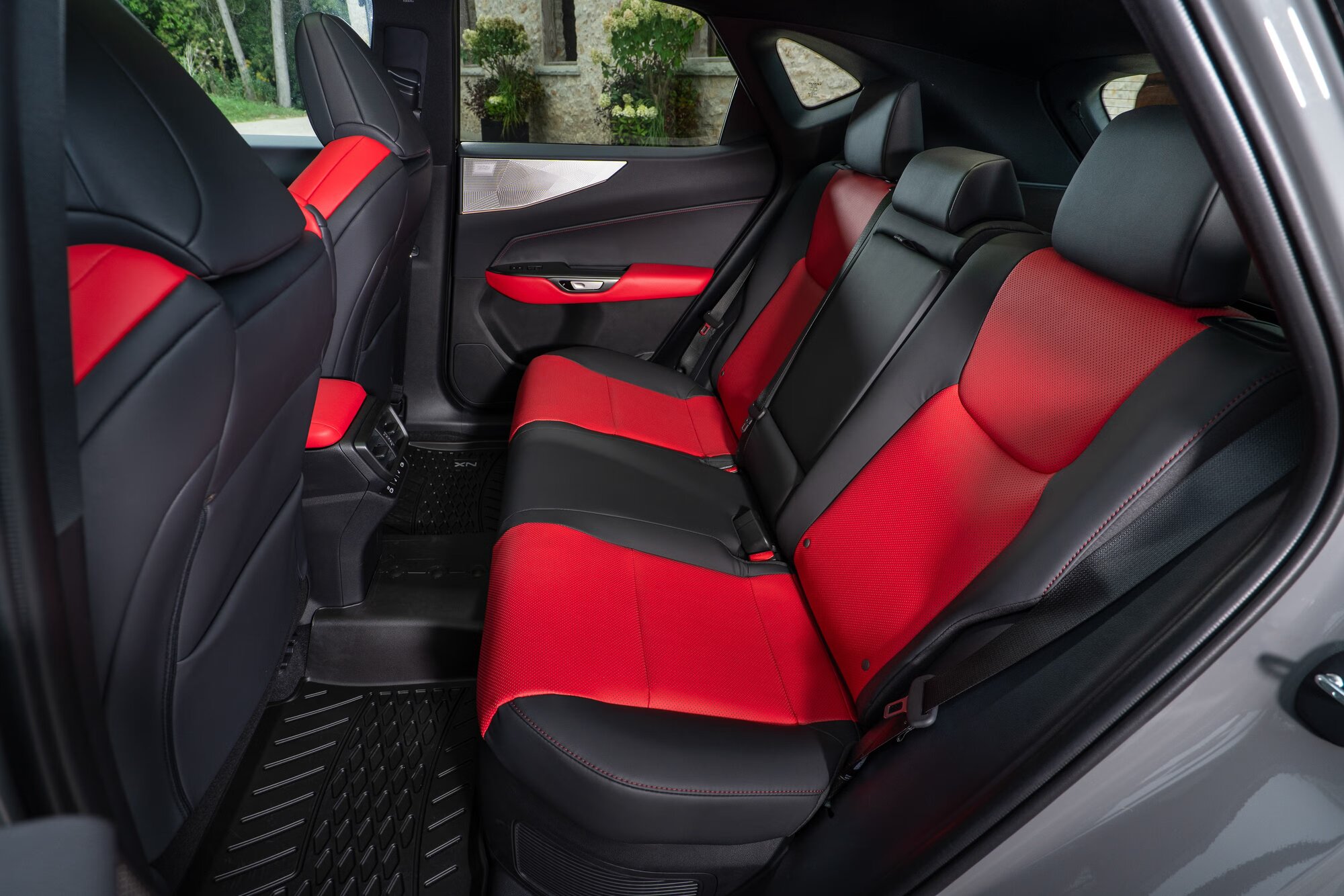 lexus-nx-anh-8.jpg