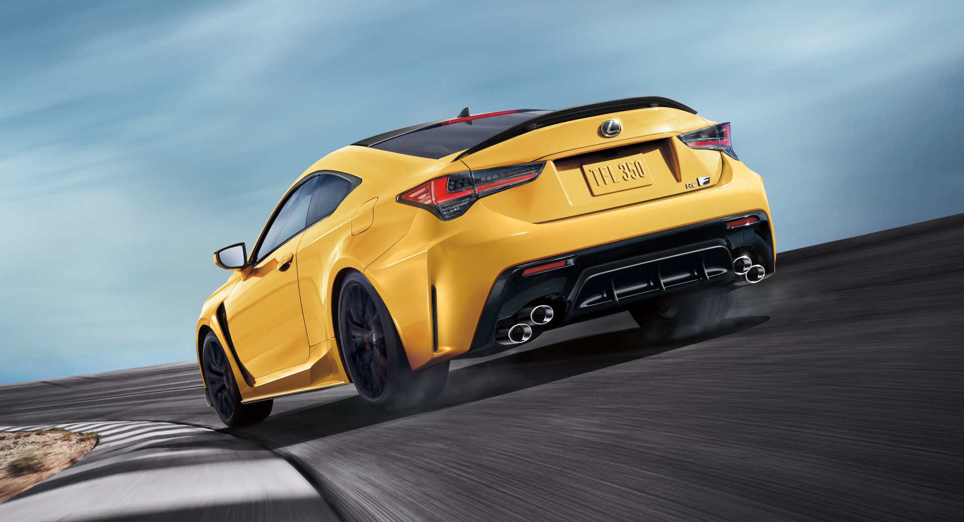 Lexus RC F 2022 (4).jpg