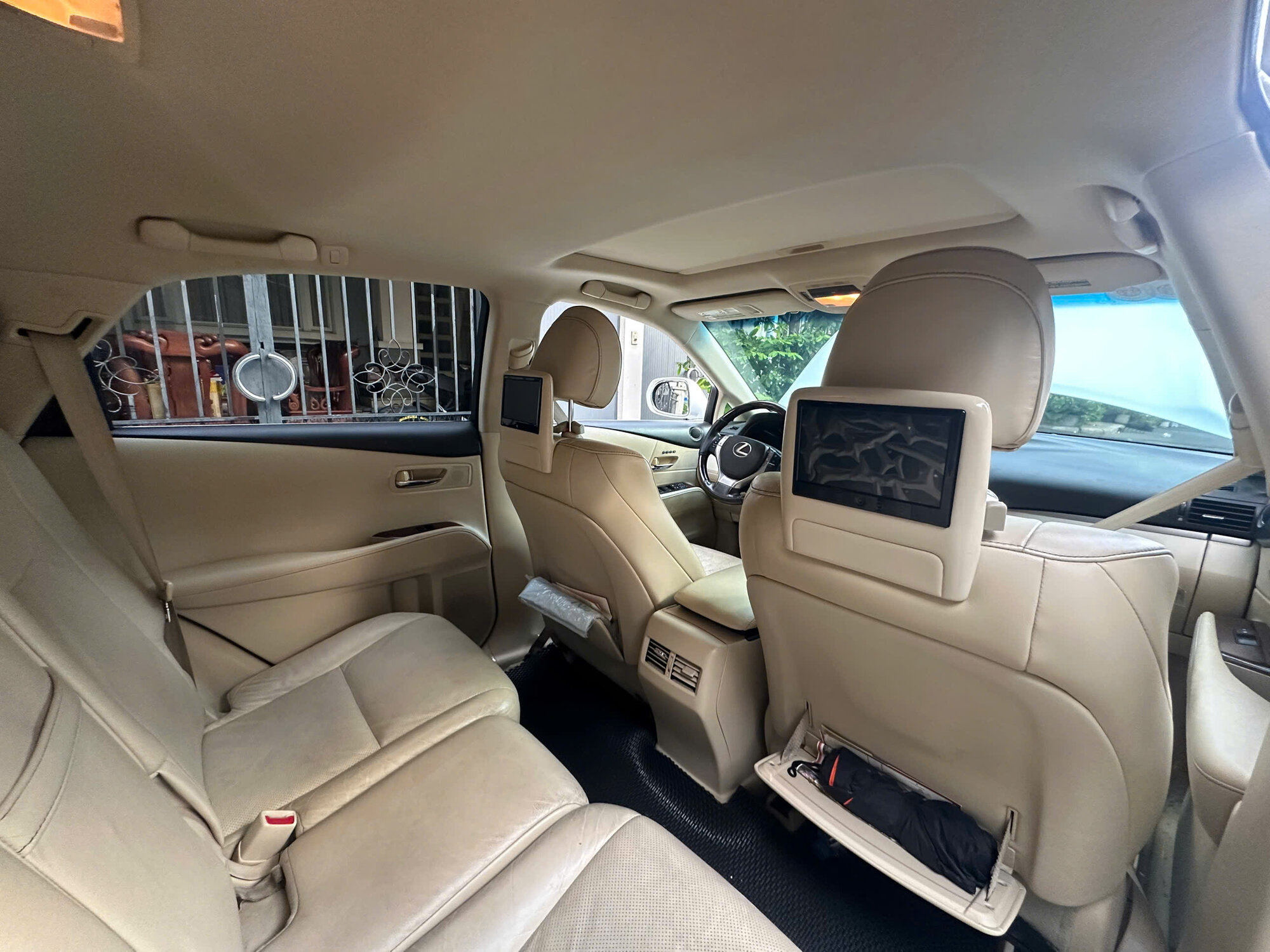 Lexus-RX-350-2011-lướt-đẹp-170000-km (7).jpg
