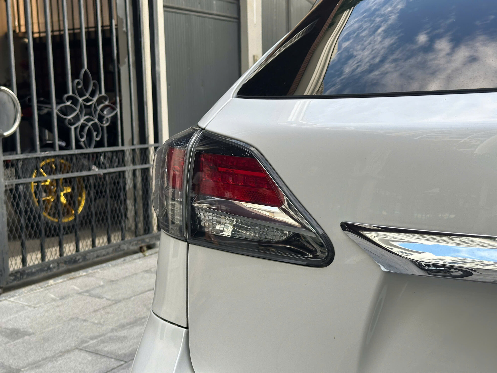 Lexus-RX-350-2011-lướt-đẹp-170000-km (9).jpg