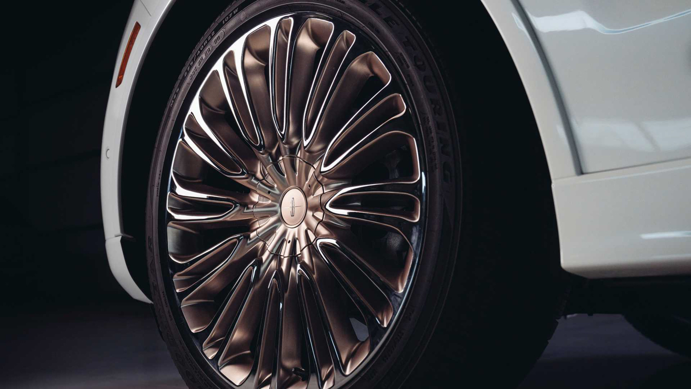 Lincoln Aviator Concept (16).JPG