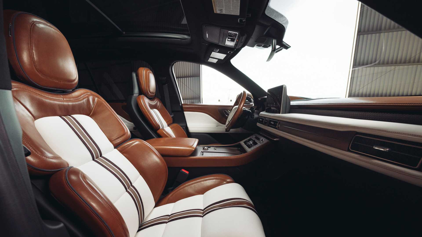 Lincoln Aviator Concept (2).JPG