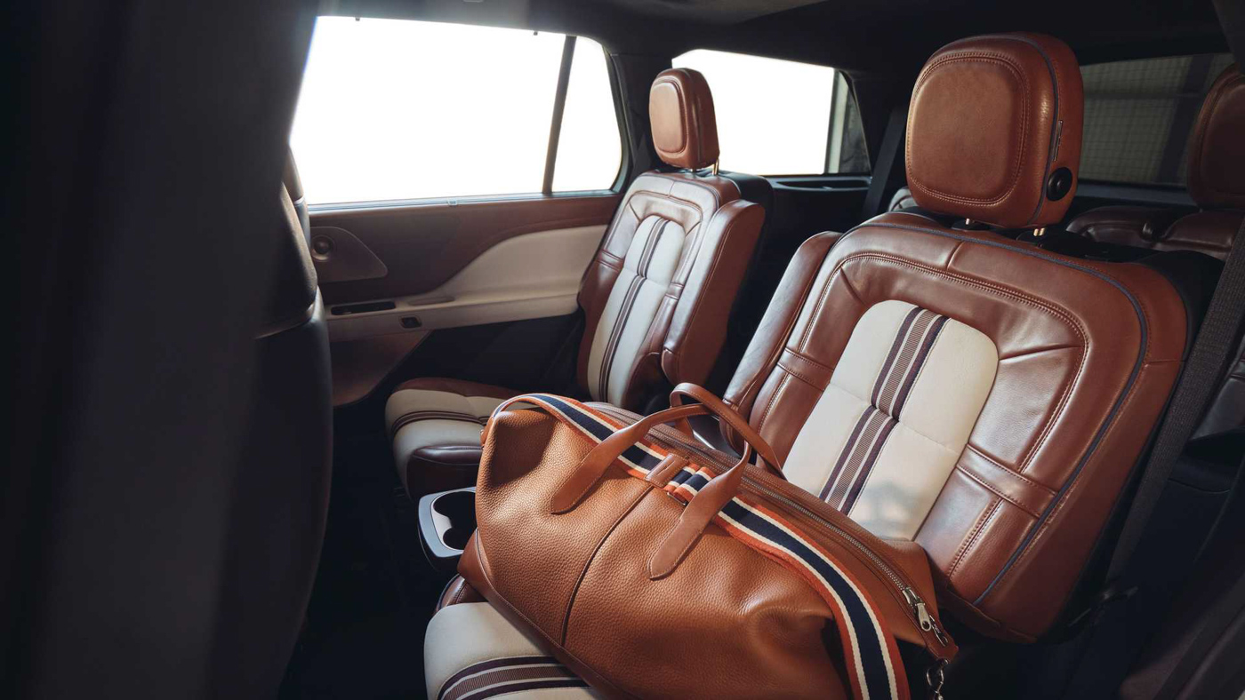 Lincoln Aviator Concept (3).JPG