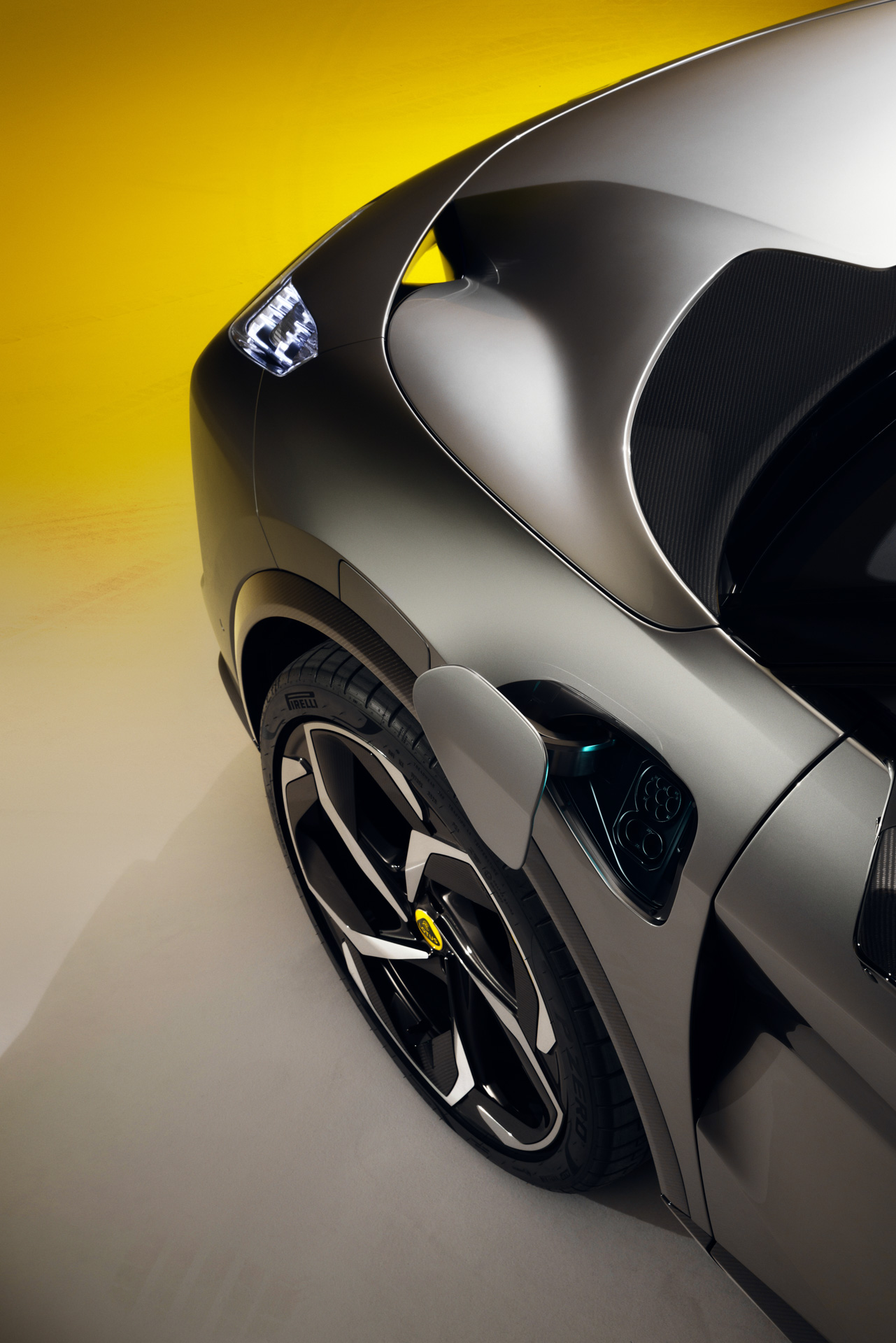 Lotus Eletre (12).jpg