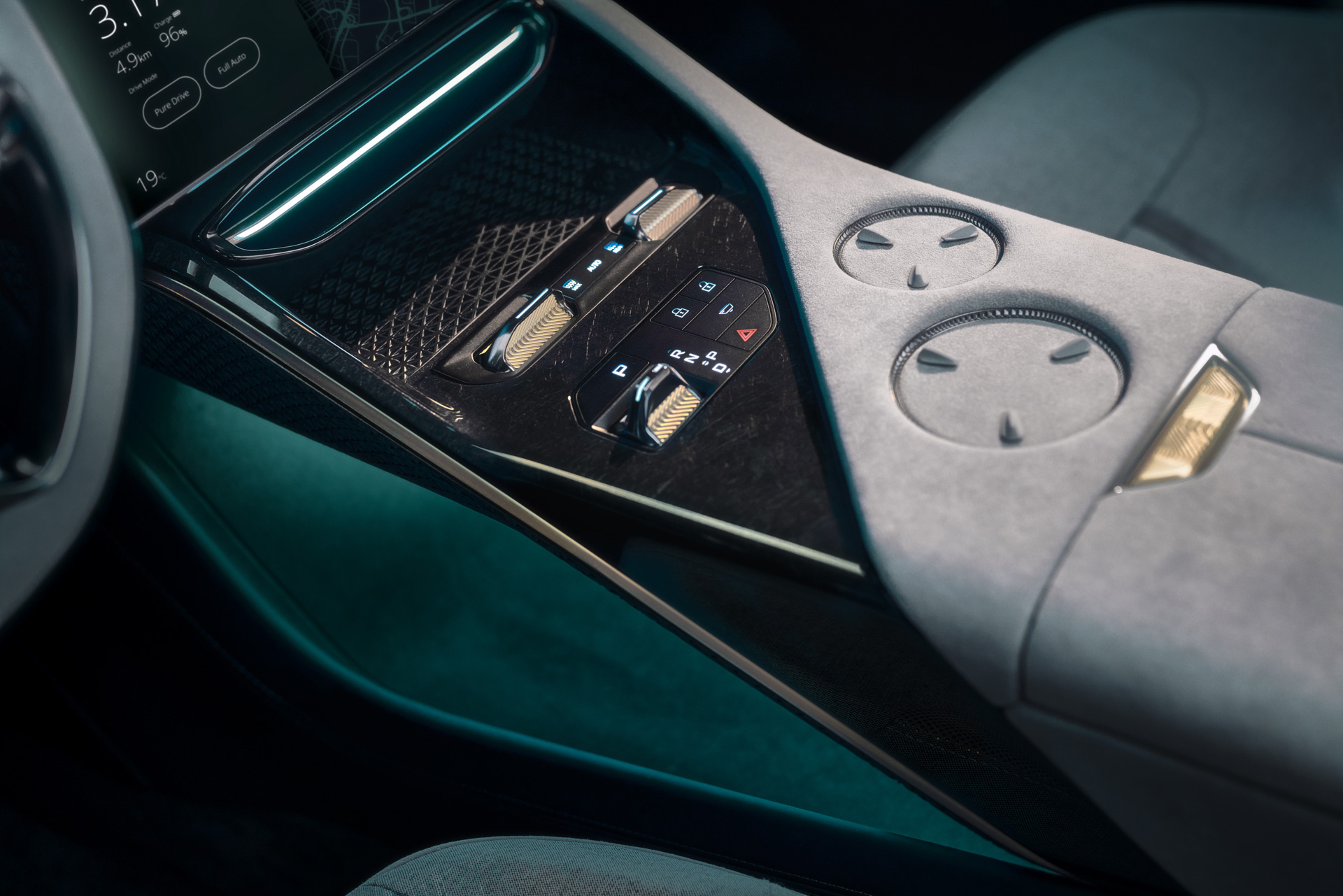 Lotus Eletre (15).jpg