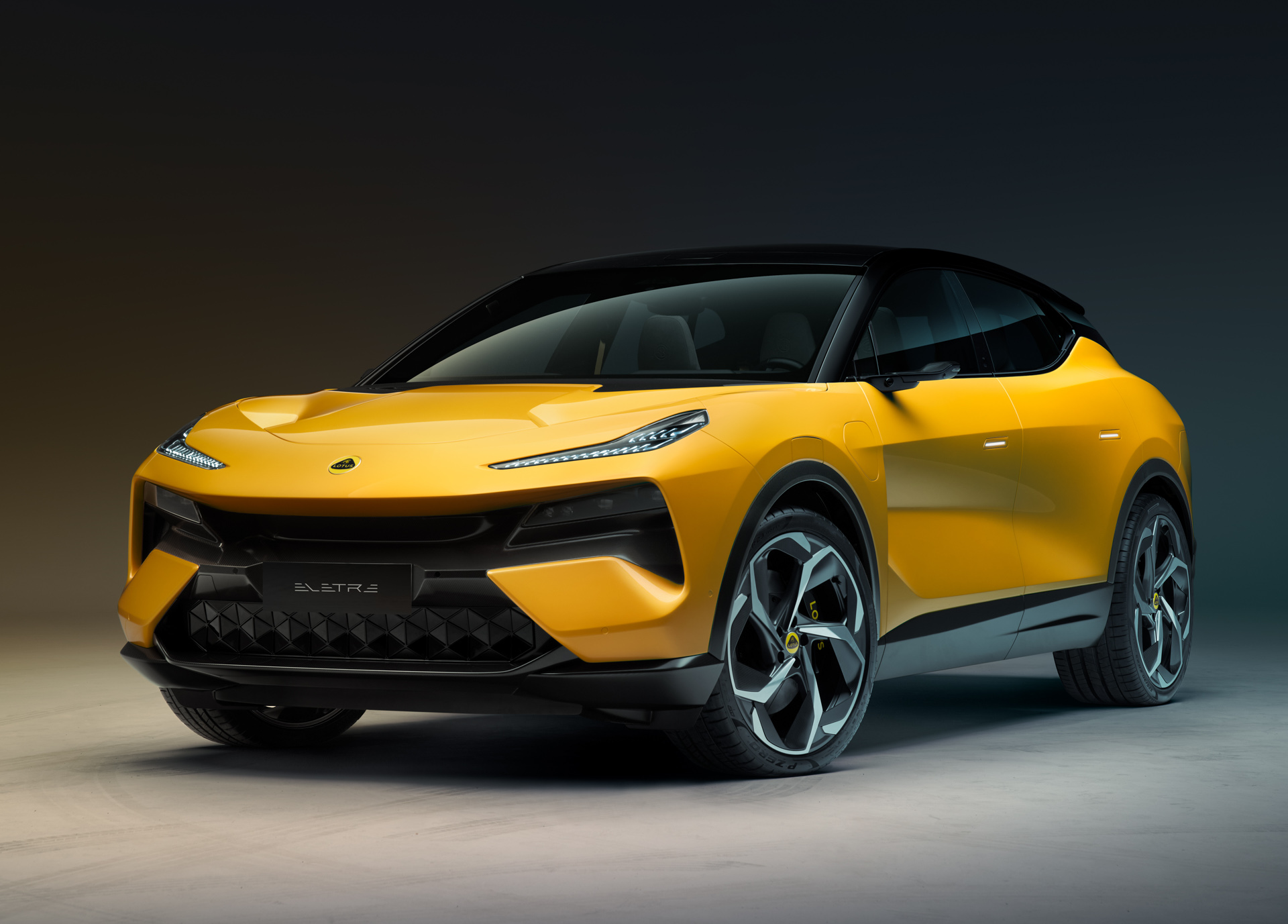 Lotus Eletre (7).jpg