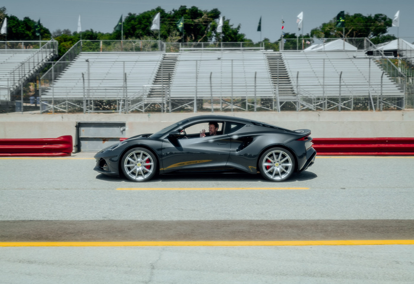 Lotus Emira (16).JPG