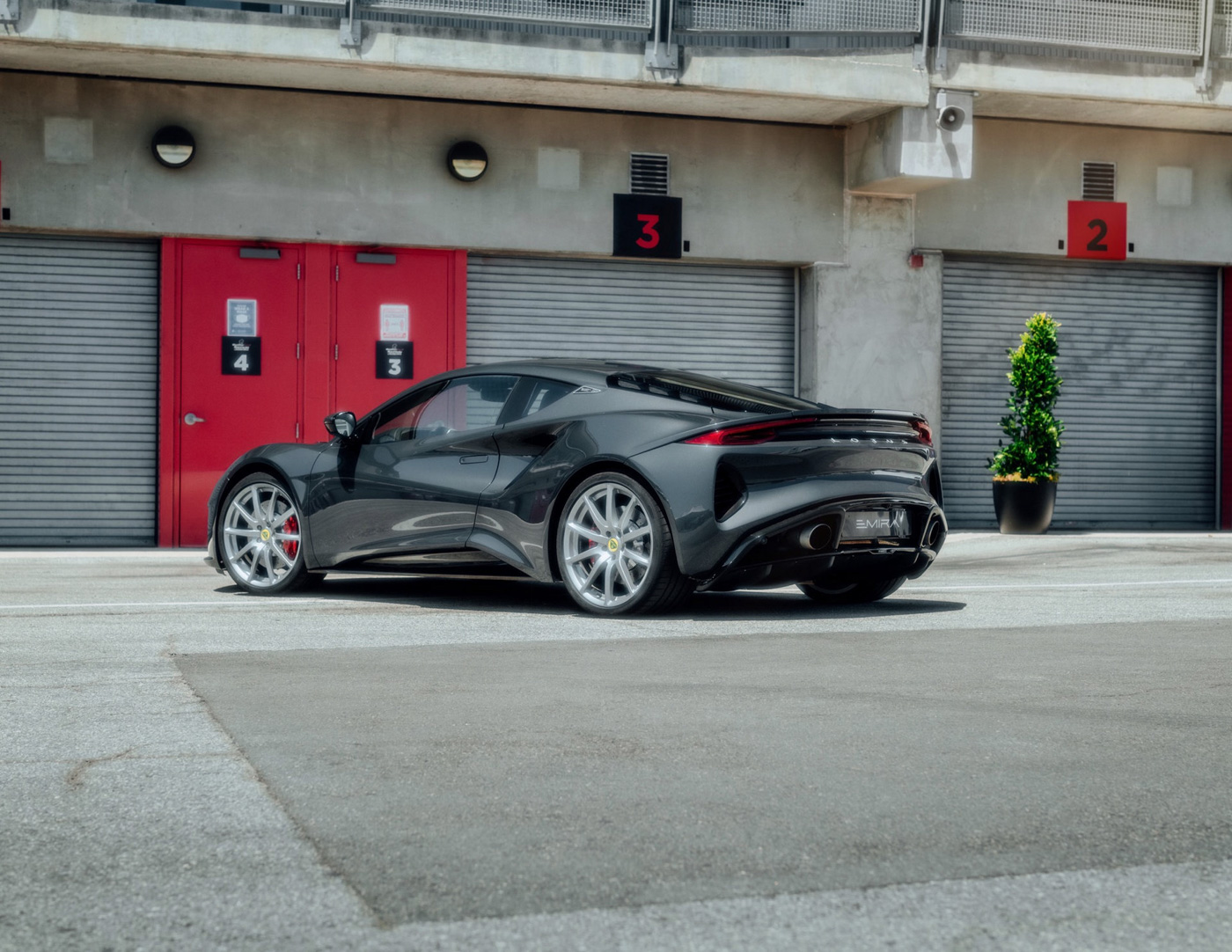 Lotus Emira (17).JPG