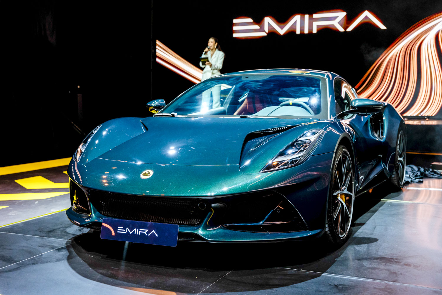Lotus-Emira-anh-_3.jpg