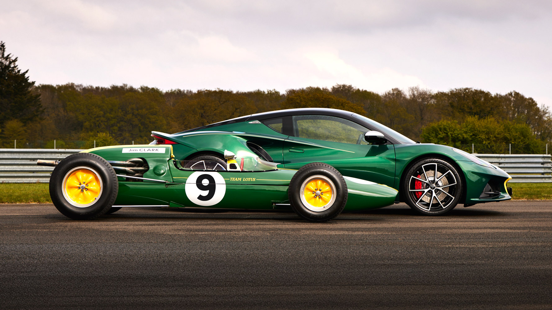 Lotus Emira Clark Edition anh _15.jpg