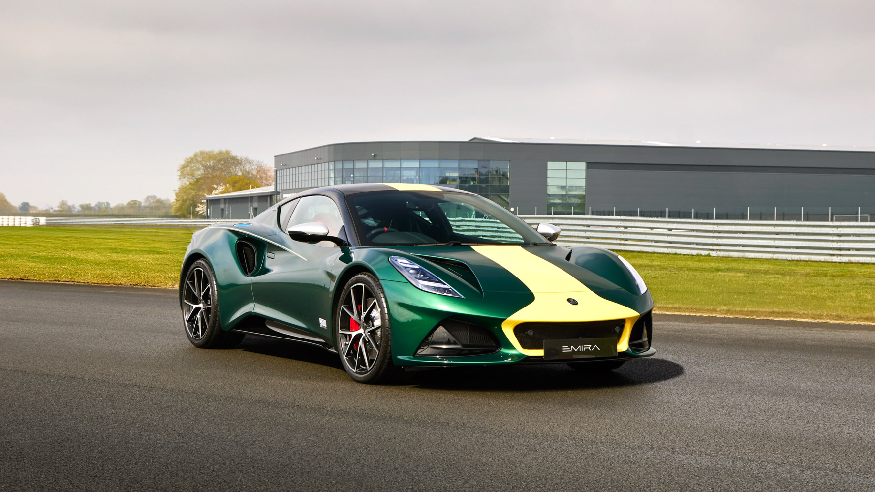 Lotus Emira Clark Edition anh _20.jpg
