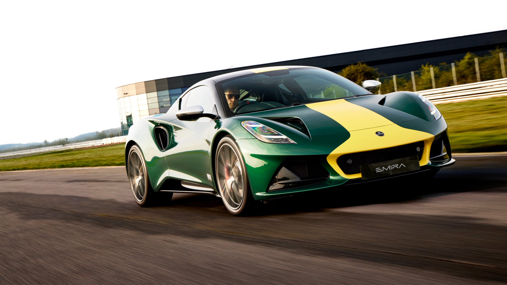 Lotus Emira Clark Edition anh _21.jpg