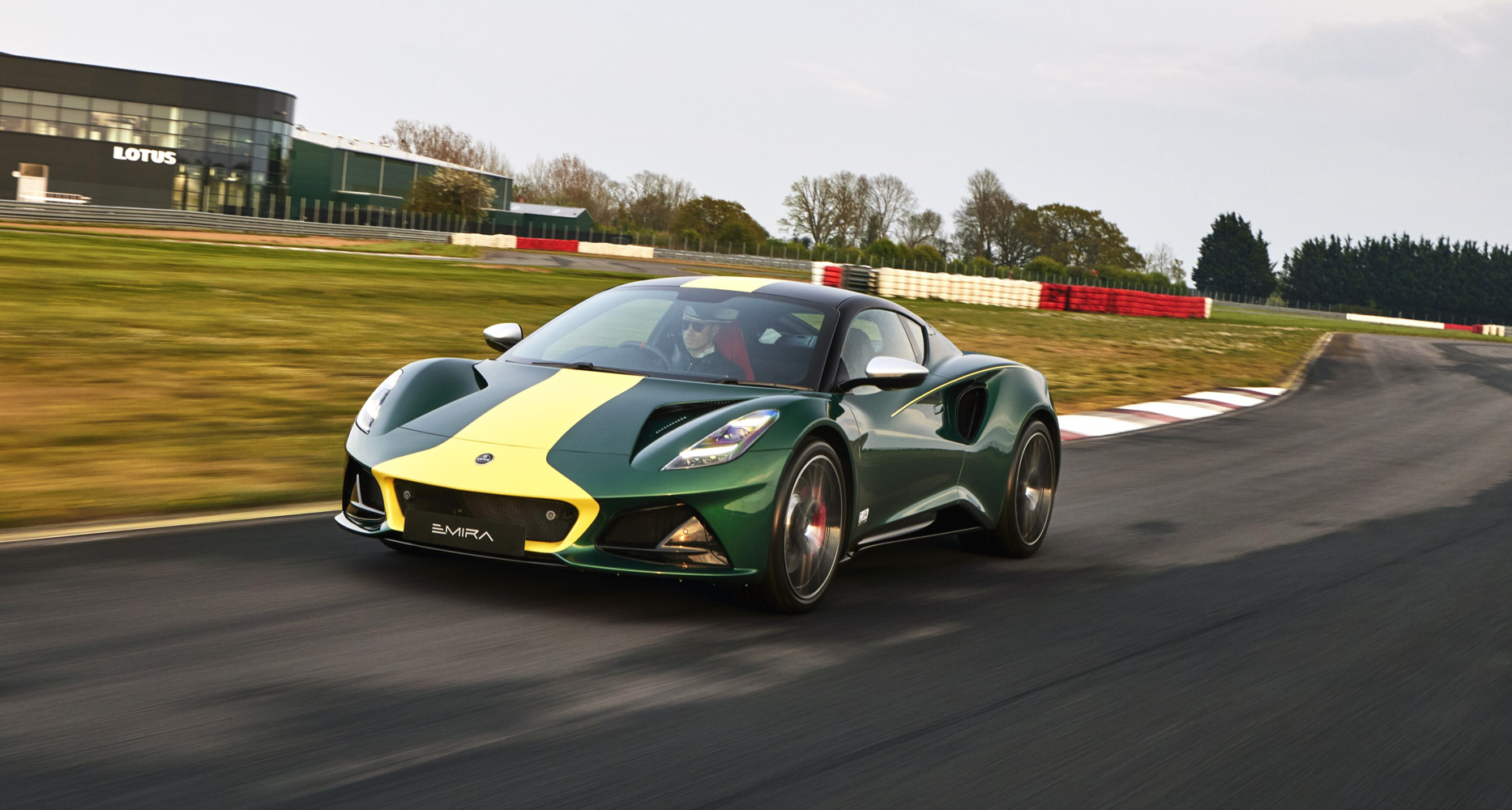 Lotus Emira Clark Edition anh _23.jpg