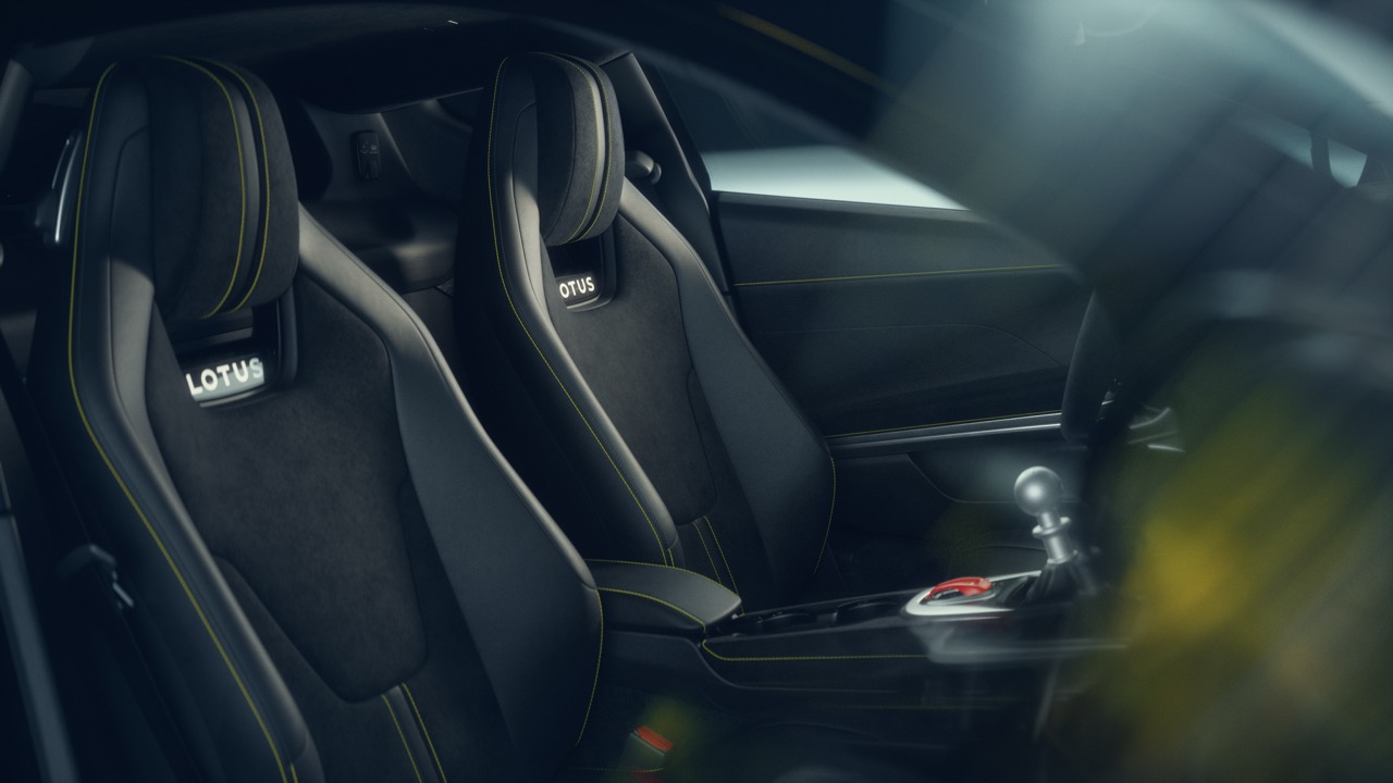 Lotus-Emira-Turbo-SE-Racing-Line-Seats Large.jpeg